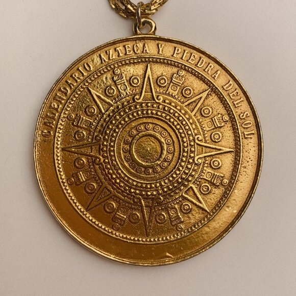 Vintage Alva Museum Replicas Aztec Calendar Stone Medallion Relic Gold Necklace - Picture 5 of 13
